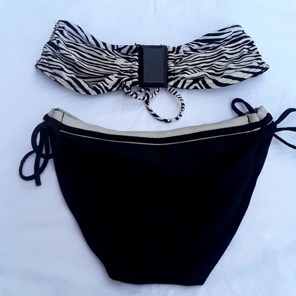 Black & white strapless bikini set - Picture 1 of 11